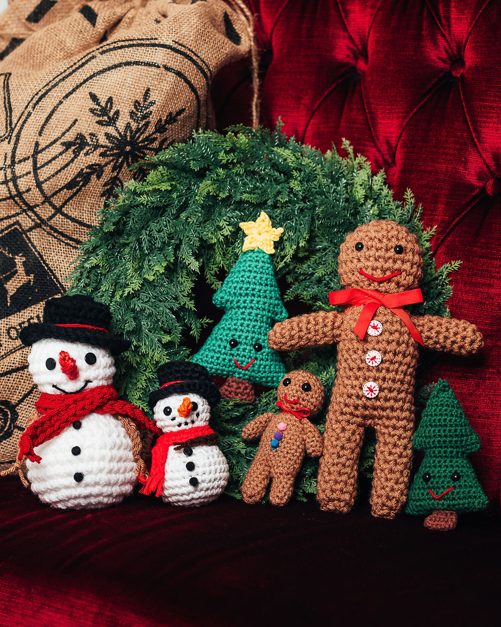 Christmas Crochet Pattern Book – 15 Beginner-Friendly Holiday Crochet Projects (US Terms, Paperback)