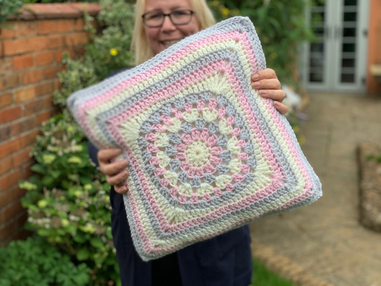 Vintage Crochet Pillow Cover Pattern | Beginner Friendly Cushion Cover | Granny Square Style | UK & US Terms PDF